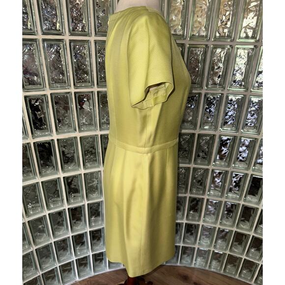 TALBOTS silk/wool blend green sheath dress - size 6 Petite - Picture 2 of 10